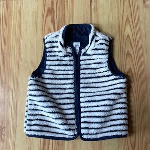BabyGap Fuzzy vest